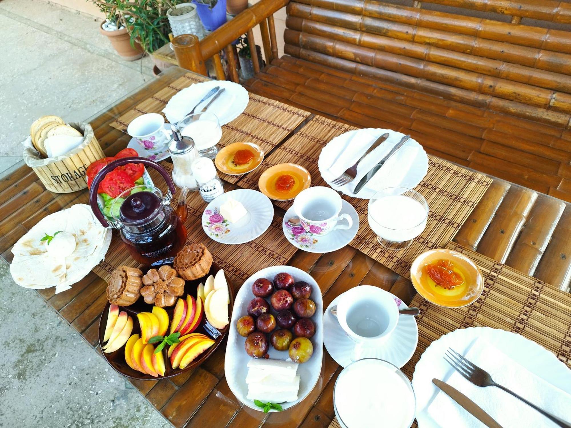 Country House Uliana Tskaltubo ภายนอก รูปภาพ