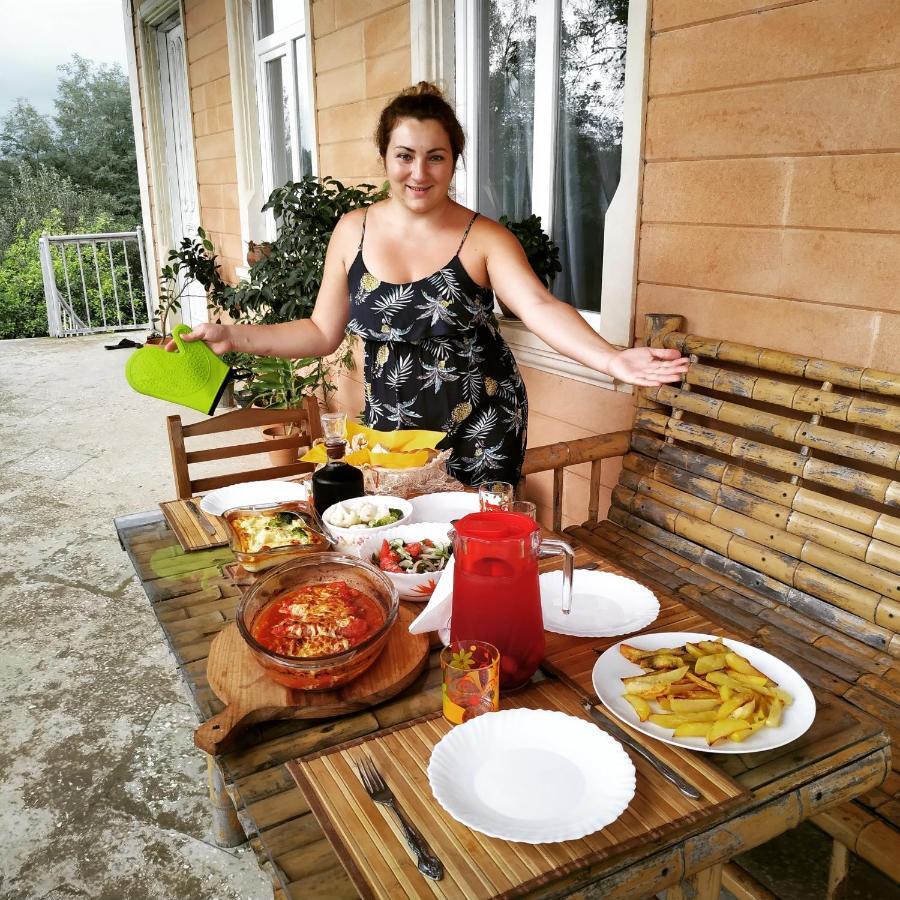 Country House Uliana Tskaltubo ภายนอก รูปภาพ
